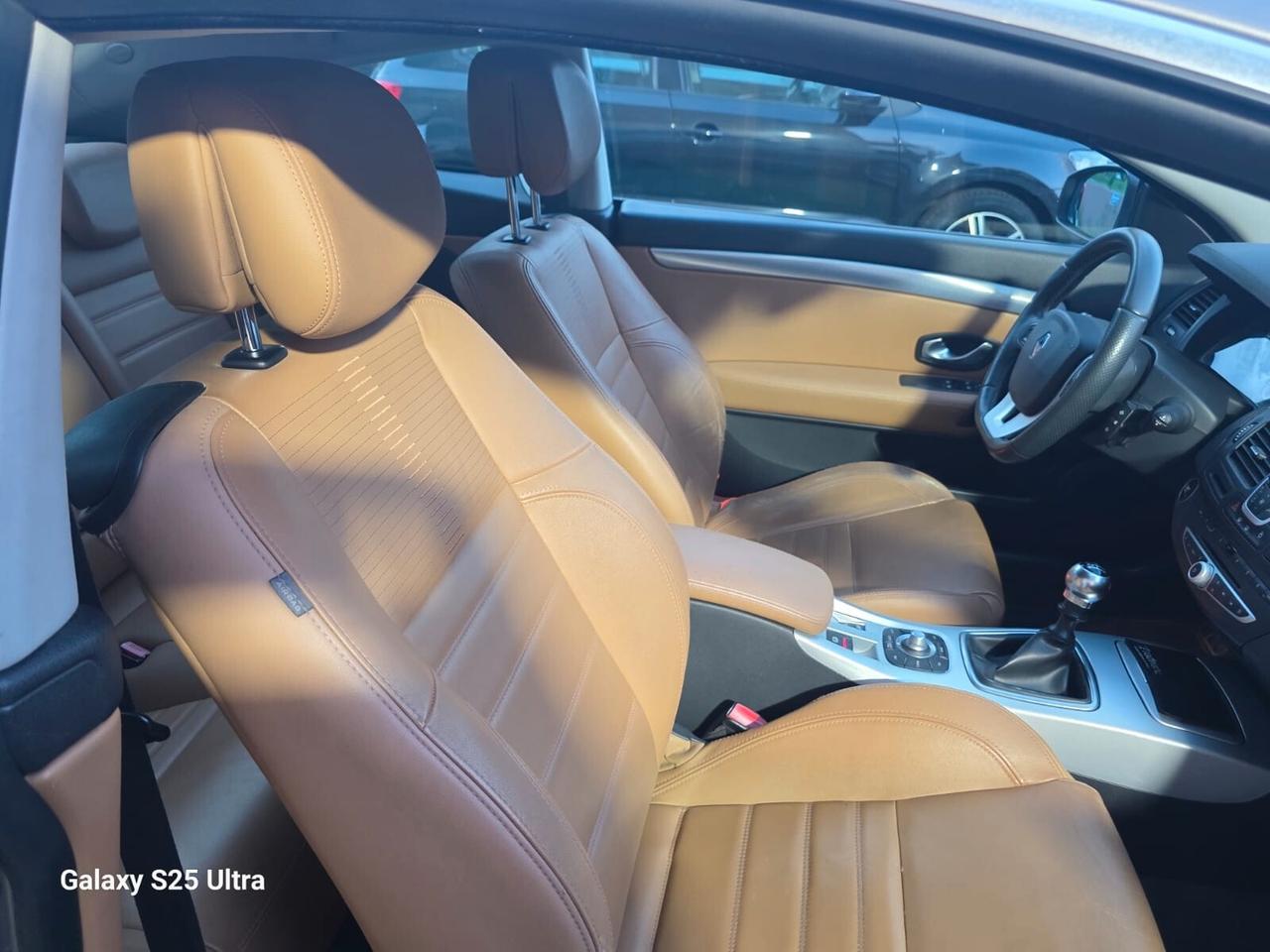 Renault Laguna Coupé 2.0 dCi 180CV 4Control