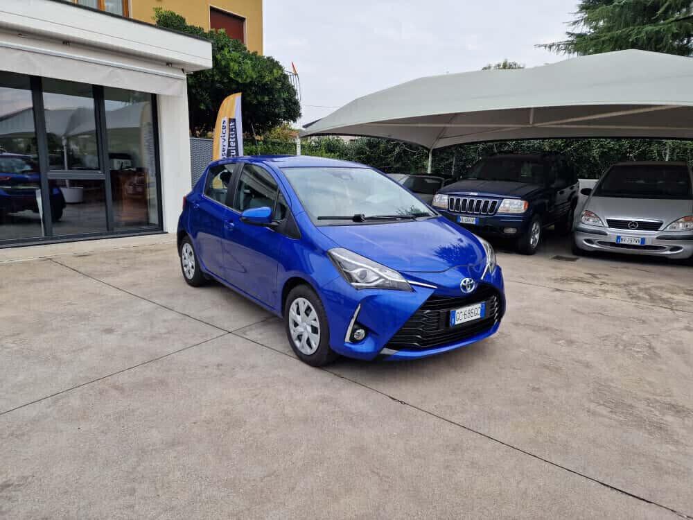 Toyota Yaris 1.5 Hybrid 5 porte Business