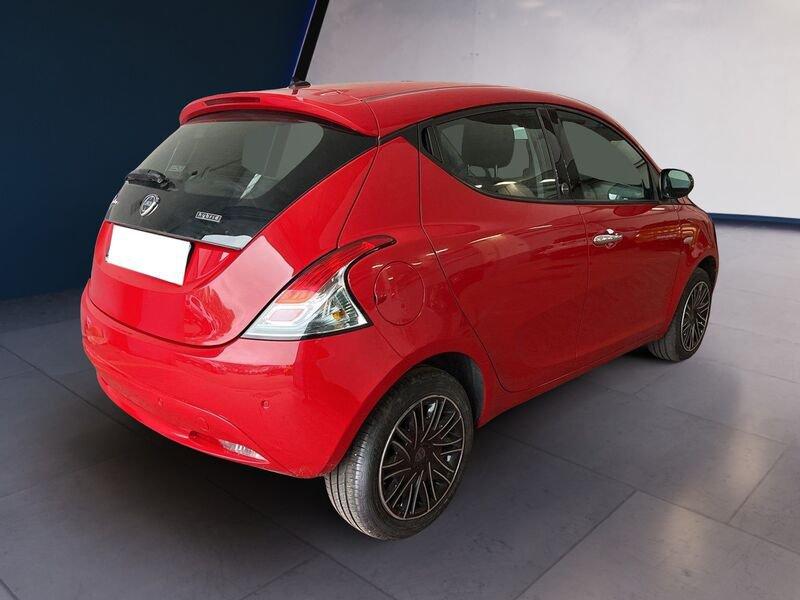 Lancia Ypsilon III 2015 1.0 hybrid Gold s&s 70cv