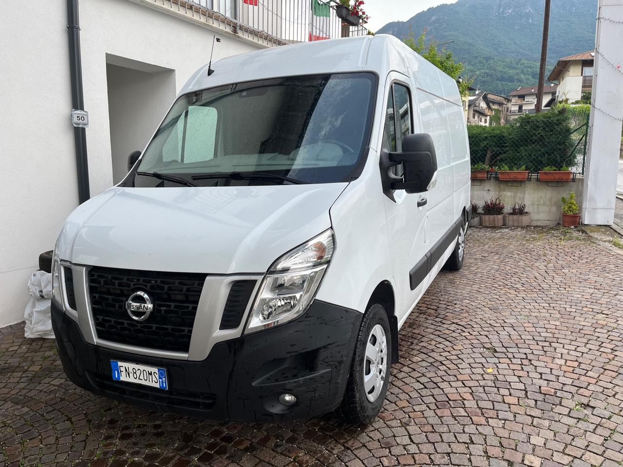 Nissan NV400 33 2.3 dCi PM-TM Furgone