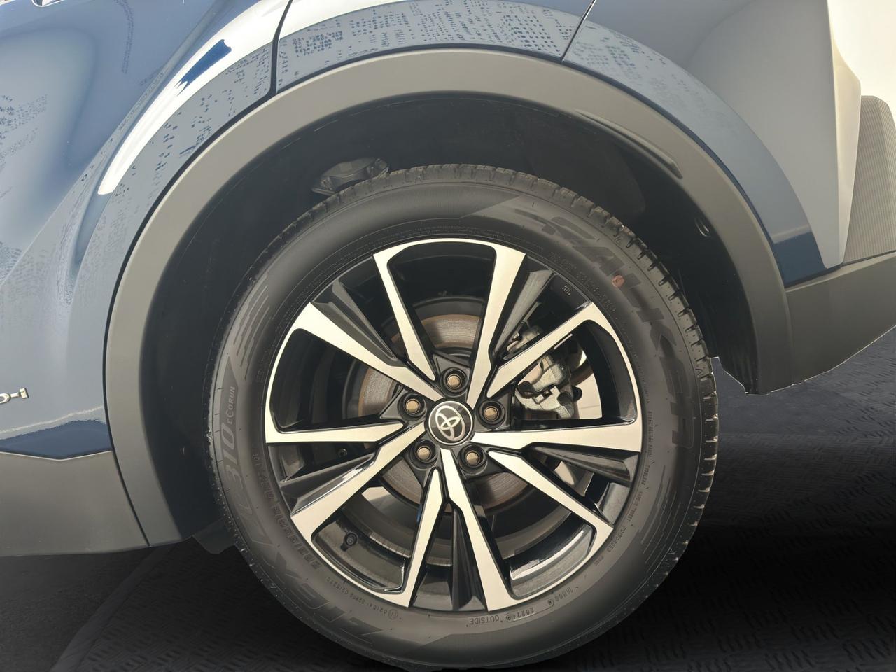 Toyota C-HR 2.0 hv Trend awd e-cvt