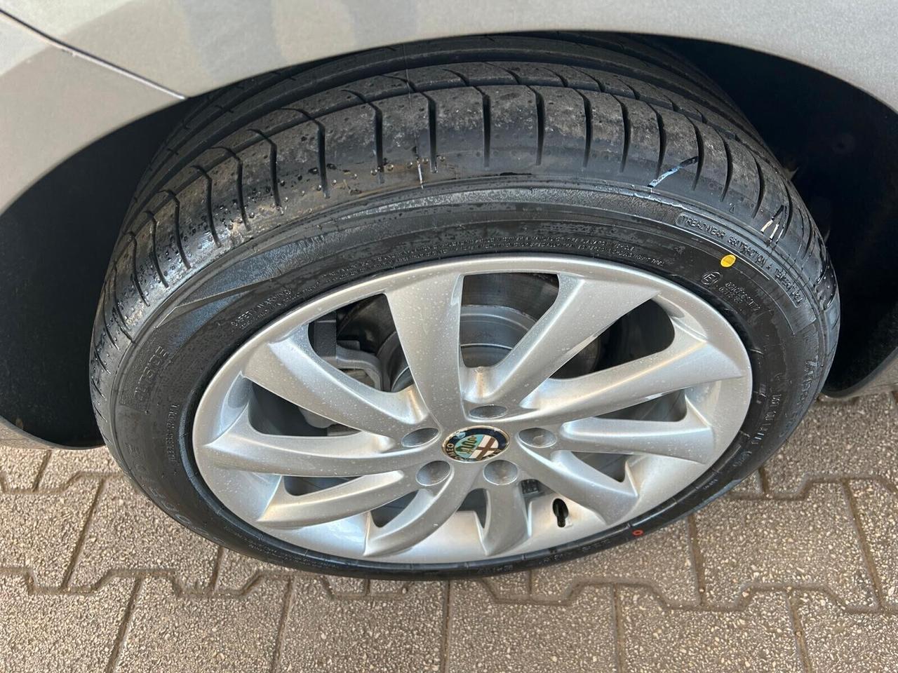 Alfa Romeo Giulietta 1.6 JTDm-2 105 CV Distinctive
