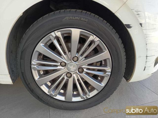 PEUGEOT 208 1° serie PureTech 82 5p. GPL Active