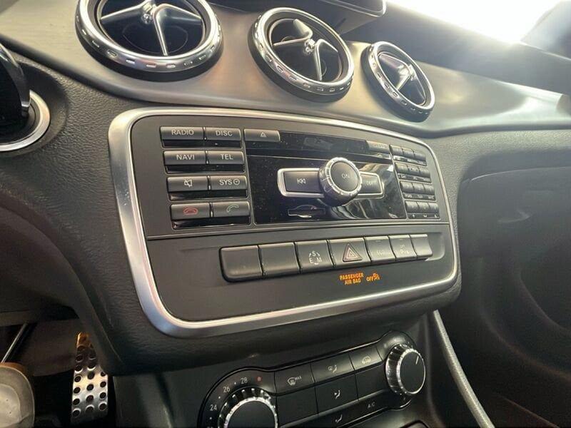 Mercedes-Benz GLA 200 CDI AUTOMATIC Premium
