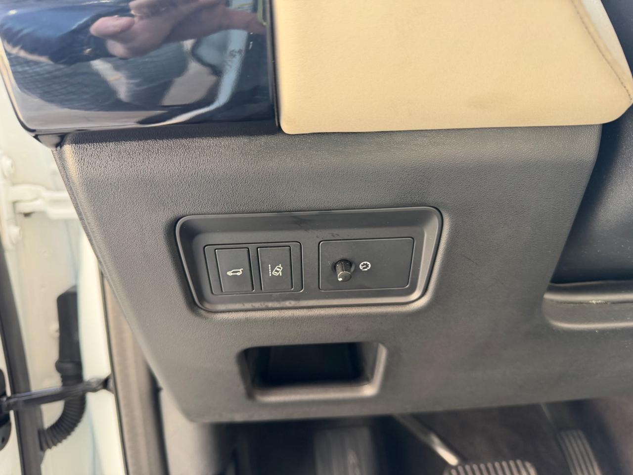 Land Rover Discovery 2.0 SD4 240 CV HSE