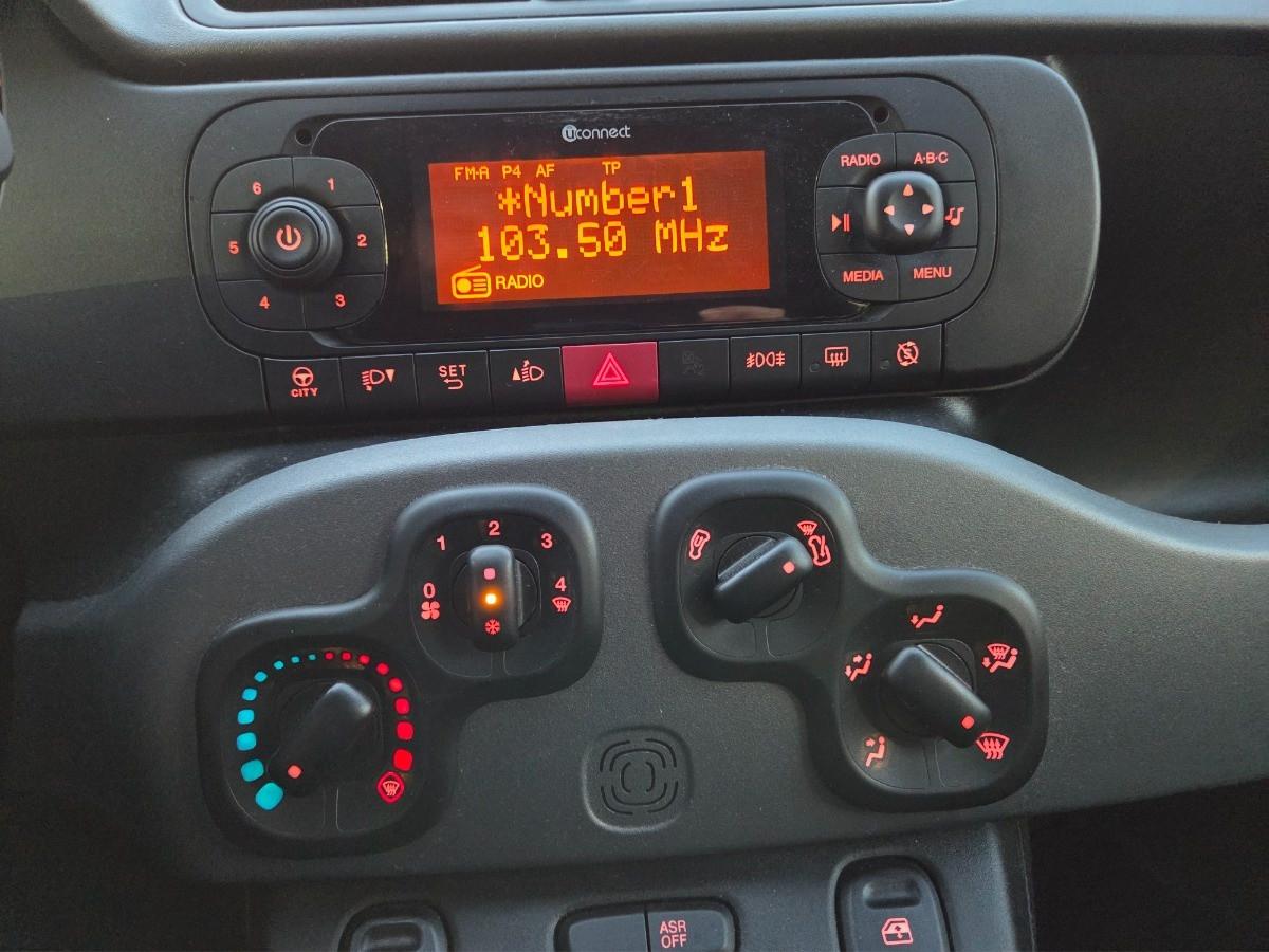 FIAT Panda 1.0 hybrid City Cross s&s 70cv