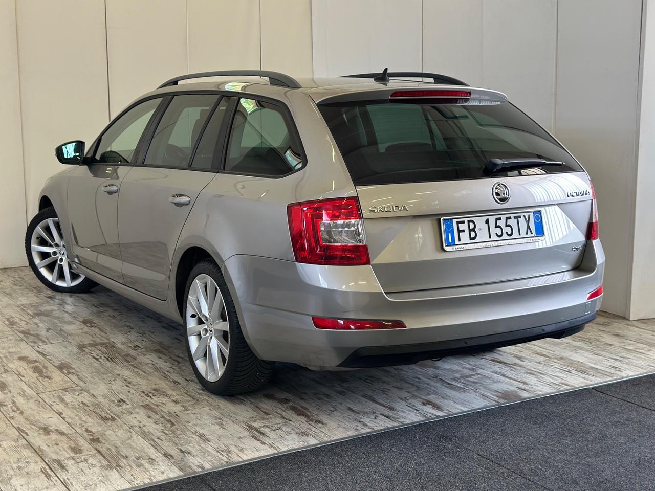 Skoda Octavia 1.6 TDI CR 110 CV 4x4 Wagon Executive