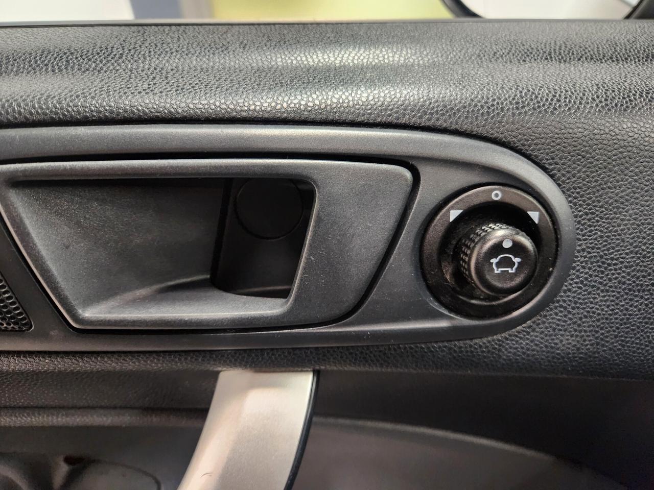 Ford Fiesta Fiesta+ 1.4 5 porte Bz.- GPL