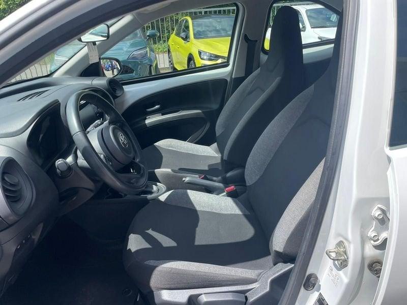 Toyota Aygo X 1.0B (72 CV) Active S-CVT