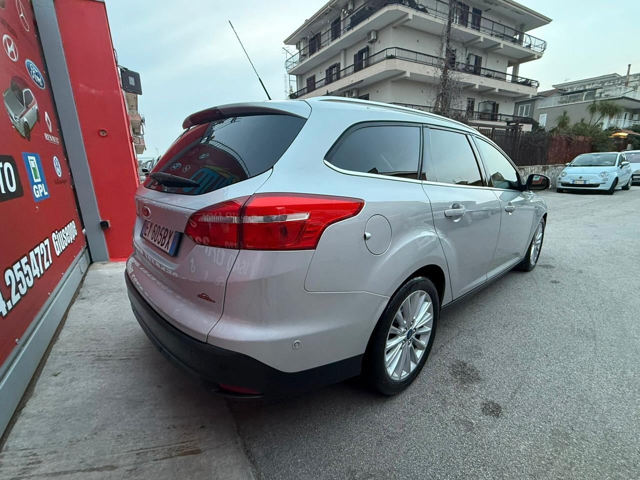 Ford Focus 1.5 TDCi 120cv Titanium - 2015