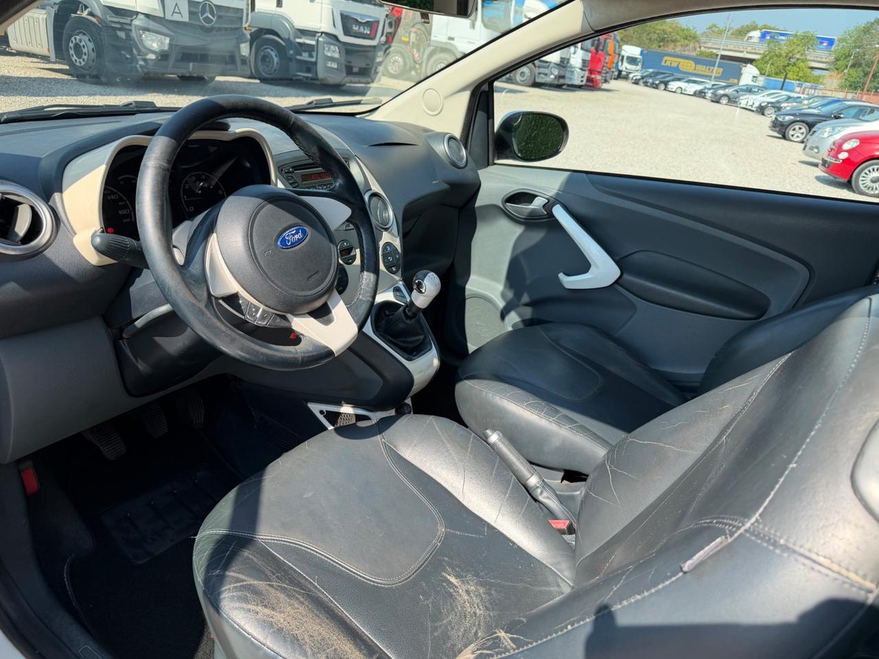 Ford Ka Ka+ 1.2 8V 69CV Titanium
