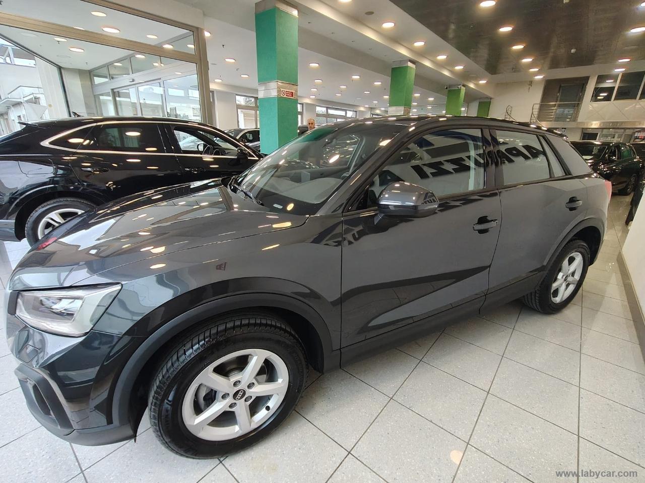 AUDI Q2 30 TDI S tronic Business