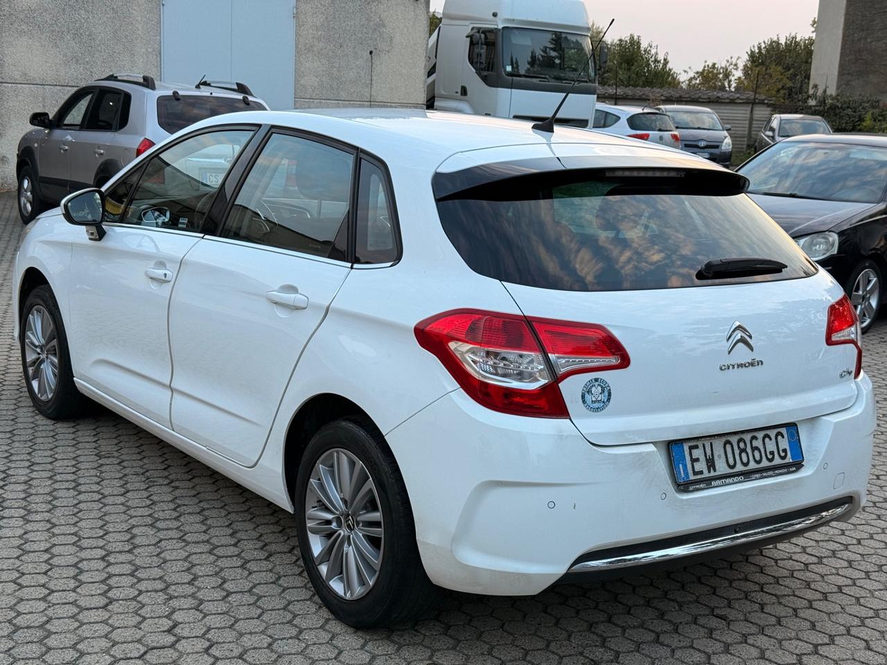 Citroen C4 Vti 2014 benz/gpl