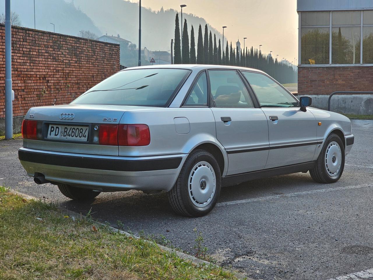 Audi 80 2.0 E cat