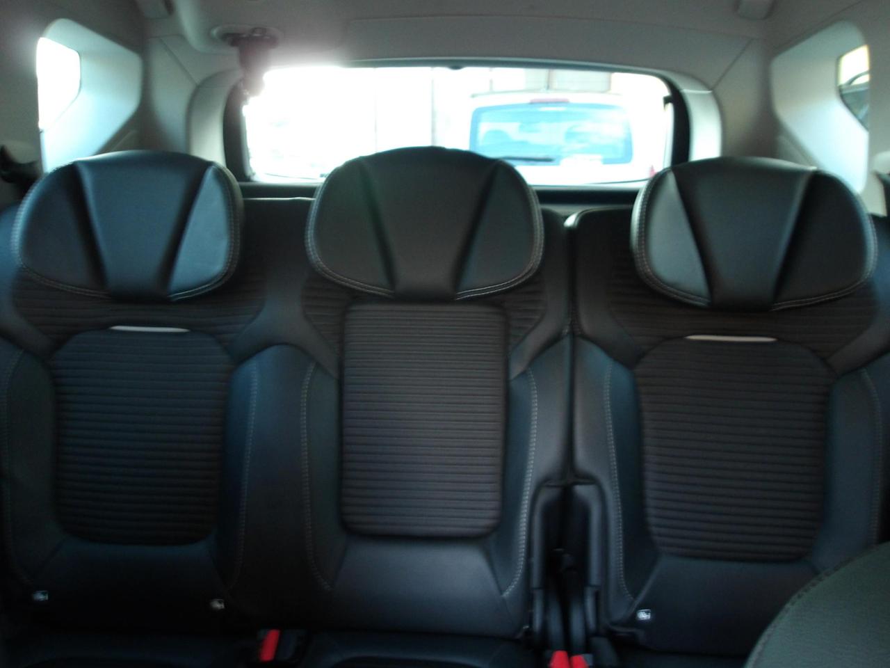 Renault Scenic 1.5 dci energy Bose 110cv edc