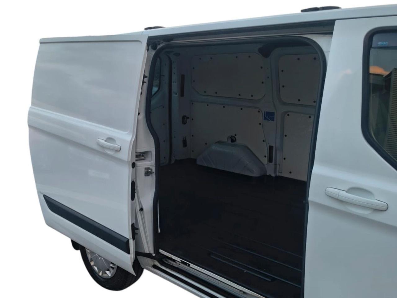 Ford Tourneo Custom 300 2.2 TDCi 100CV PC Trend