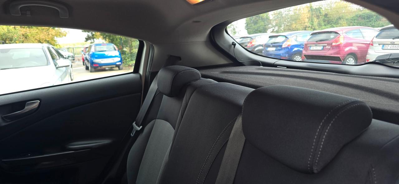 Alfa Romeo Giulietta 1.4 Turbo 120 CV GPL Distinctive