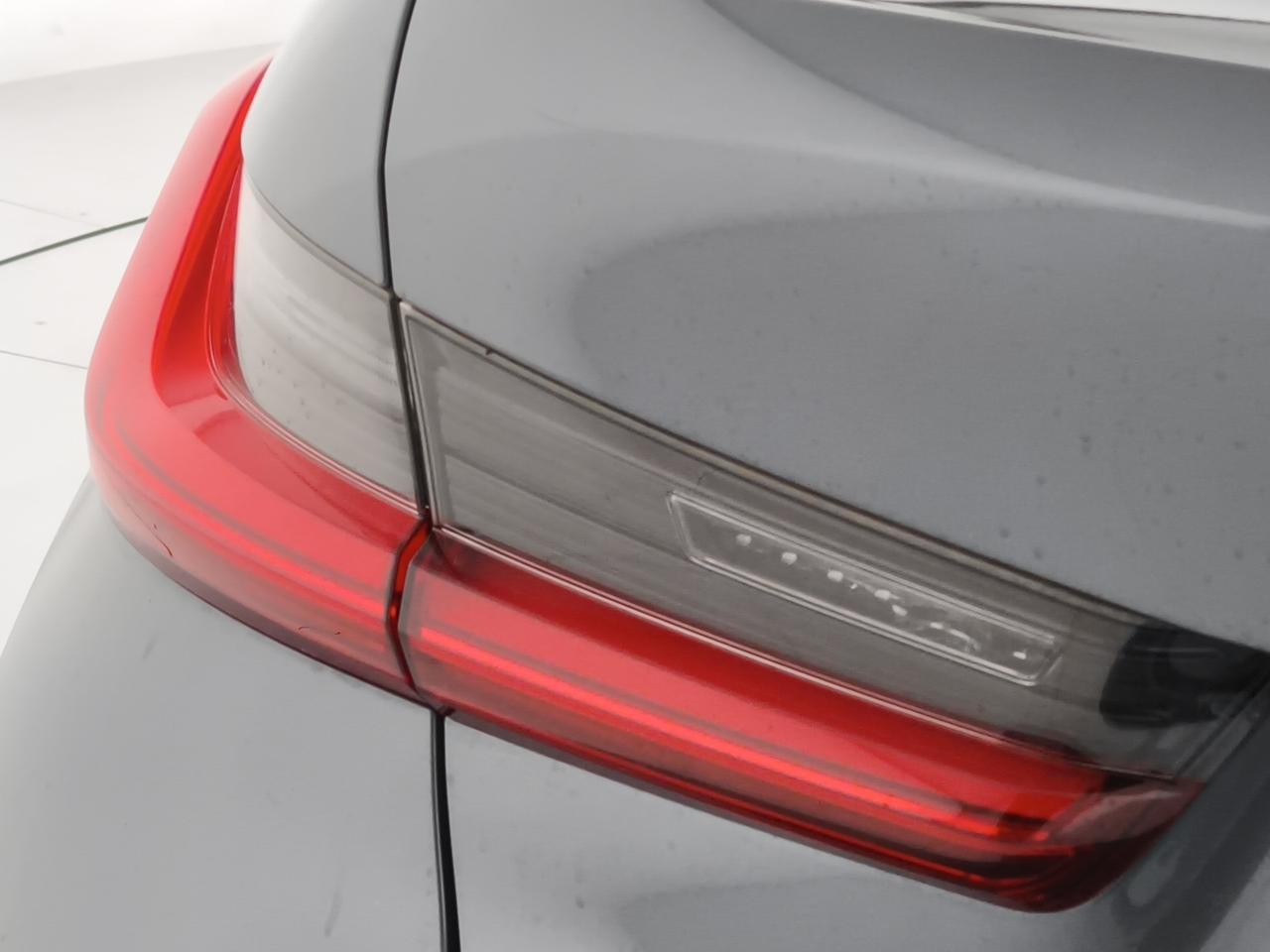 BMW Serie 3 320d Berlina 48V