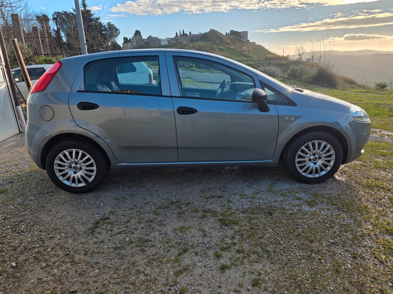 Fiat Punto 1.3 MJT II 75 CV 5 porte Lounge