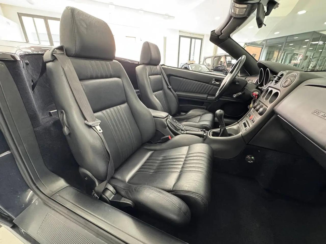 Alfa Romeo Spider 2.0 jet 16v service book