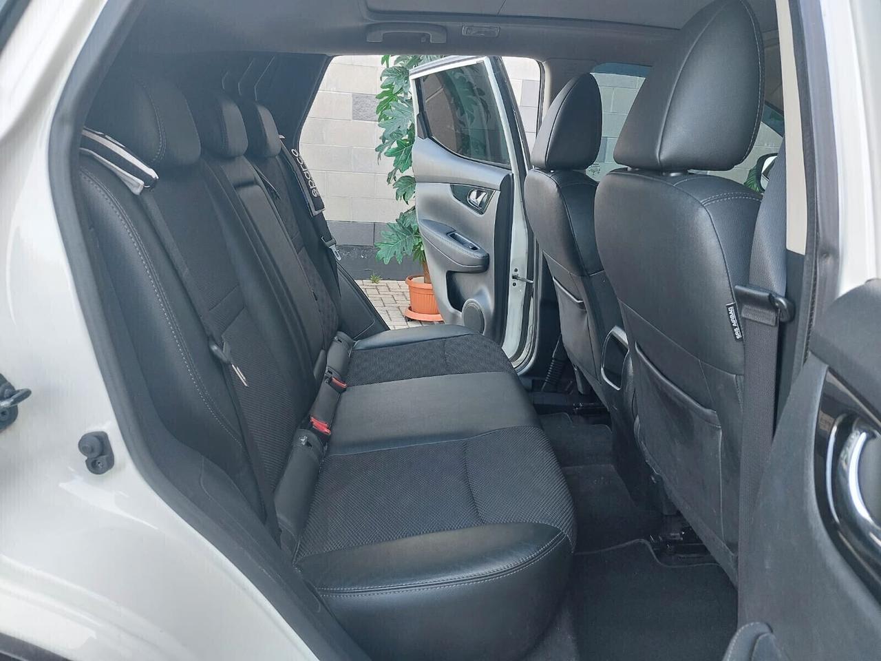Nissan Qashqai 1.6 dCi 2WD Tekna 130CV XTRONIC