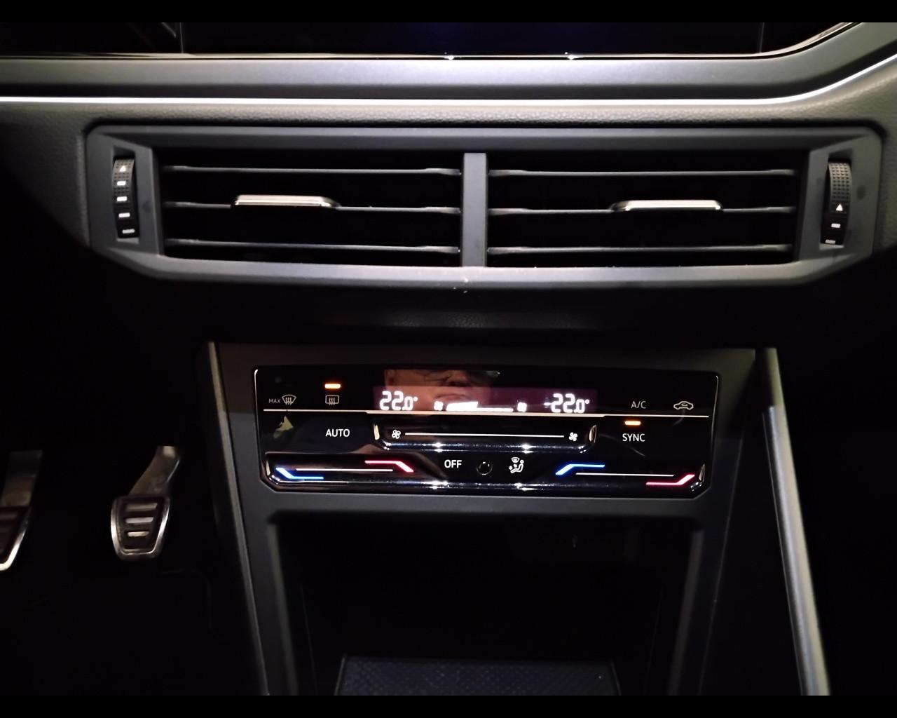 VOLKSWAGEN Taigo - Taigo 1.0 tsi R-Line 110cv