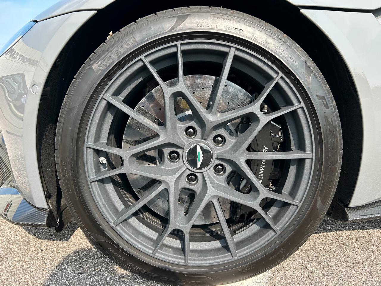 Aston Martin Vantage Coupé Manual