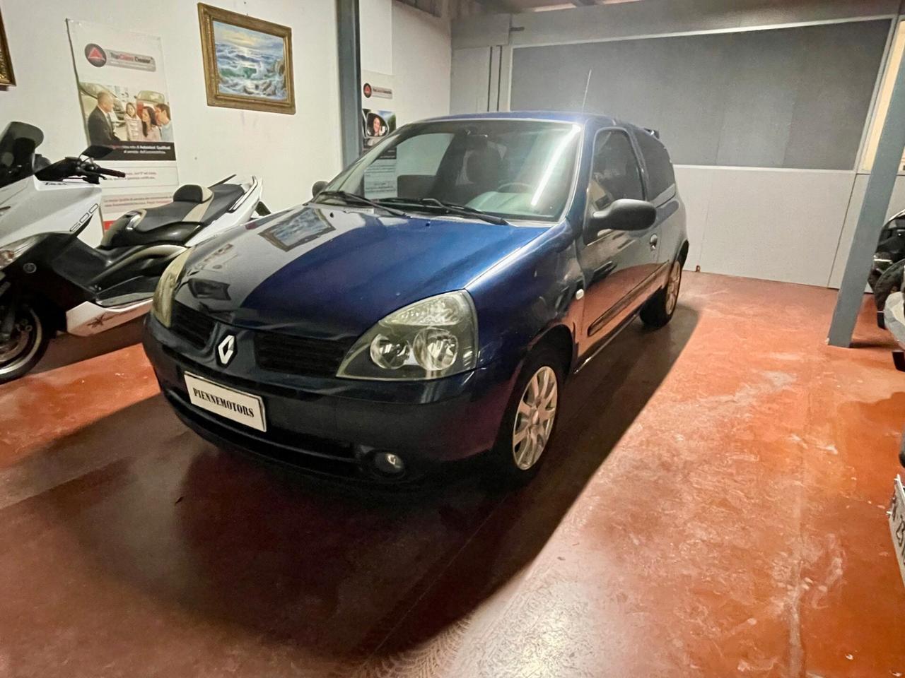 Renault Clio 1.2 cat 3 porte Confort Authentique
