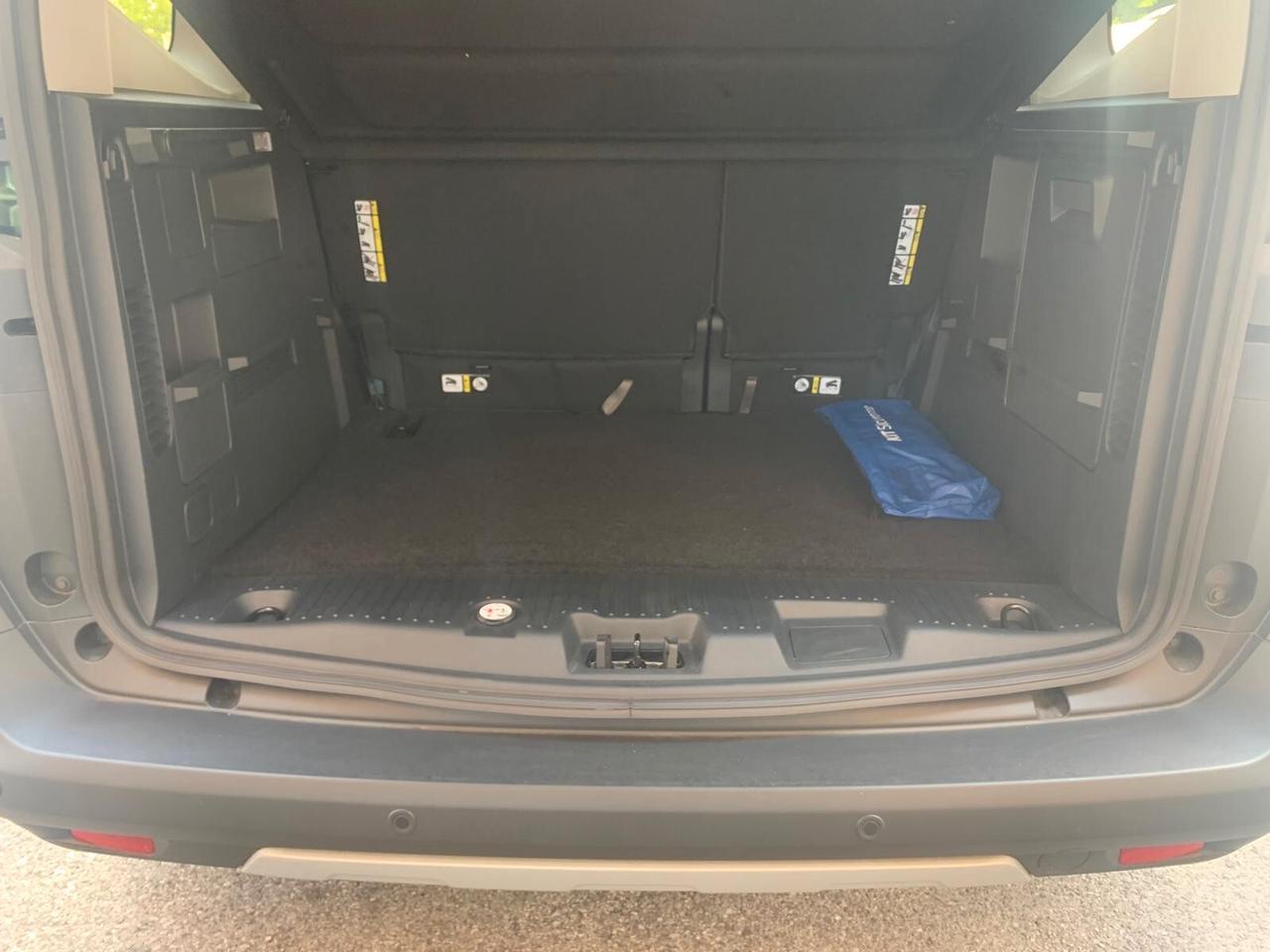 Ford Tourneo Courier 1.0 Active Unicop. 7 a garanzia