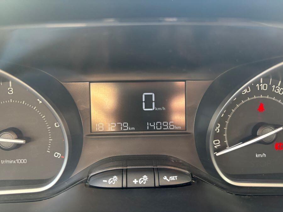 PEUGEOT 208 1.5 HDI 5P 75 ALLURE CERTIFICATA NUOVA