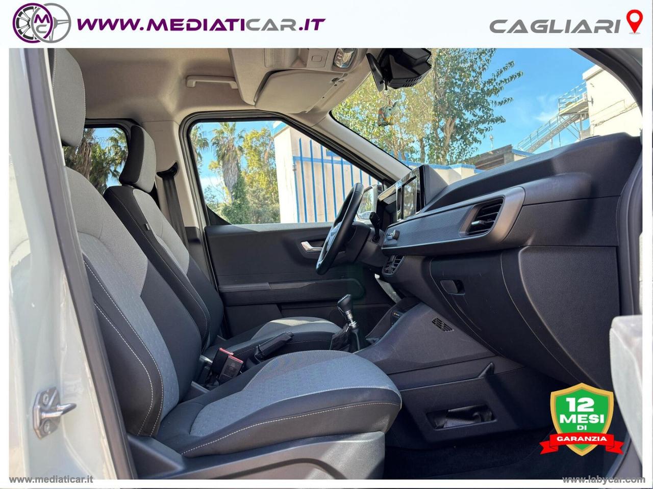 FORD Tourneo Courier 1.0 EcoBoost Titanium