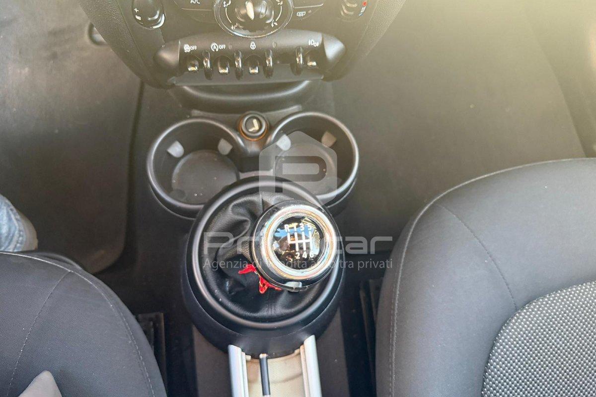 MINI Mini 1.6 One D Business Countryman