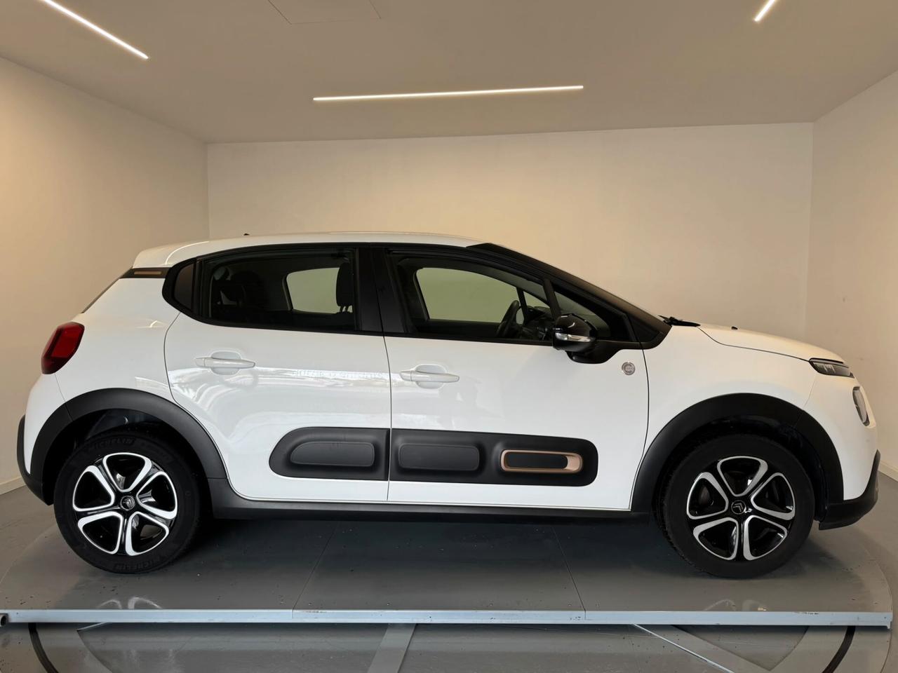 Citroen C3 PureTech 110 S&S C-Series