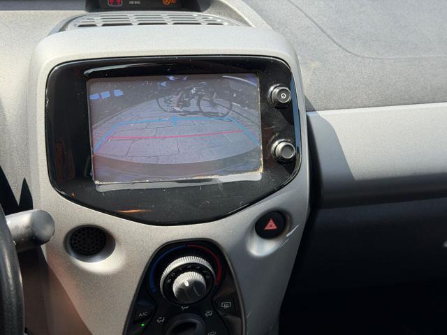TOYOTA Aygo 1.0 VVT-i 72 CV 5 porte x-business MMT