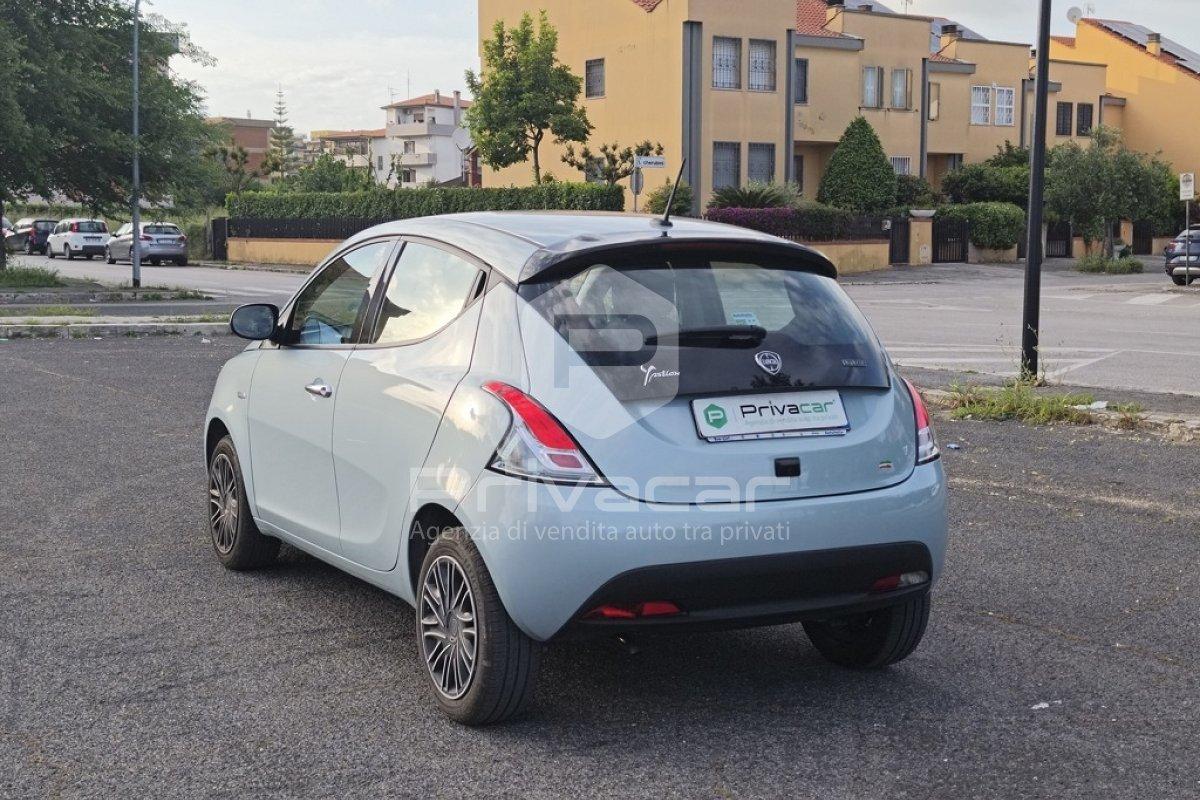 LANCIA Ypsilon 1.0 FireFly 5 porte S&S Hybrid Gold