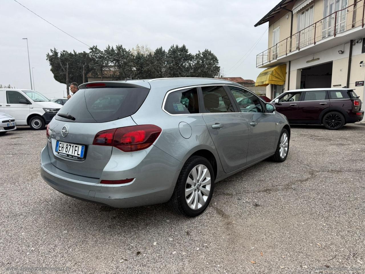 OPEL Astra 1.4 100 CV ST Cosmo