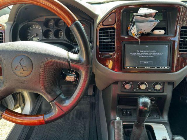 MITSUBISHI Pajero 3.2 16V DI-D 3p. AUTOCARRO 4 POSTI