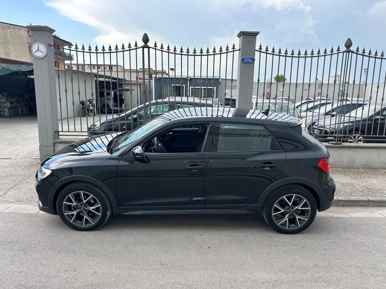 Audi A1 allstreet 30 TFSI Identity Contrast 2022