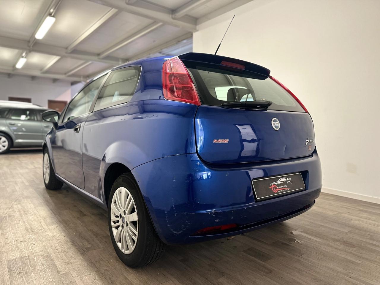 Fiat Grande Punto 1.4 3 porte Dynamic NEOPATENTATI