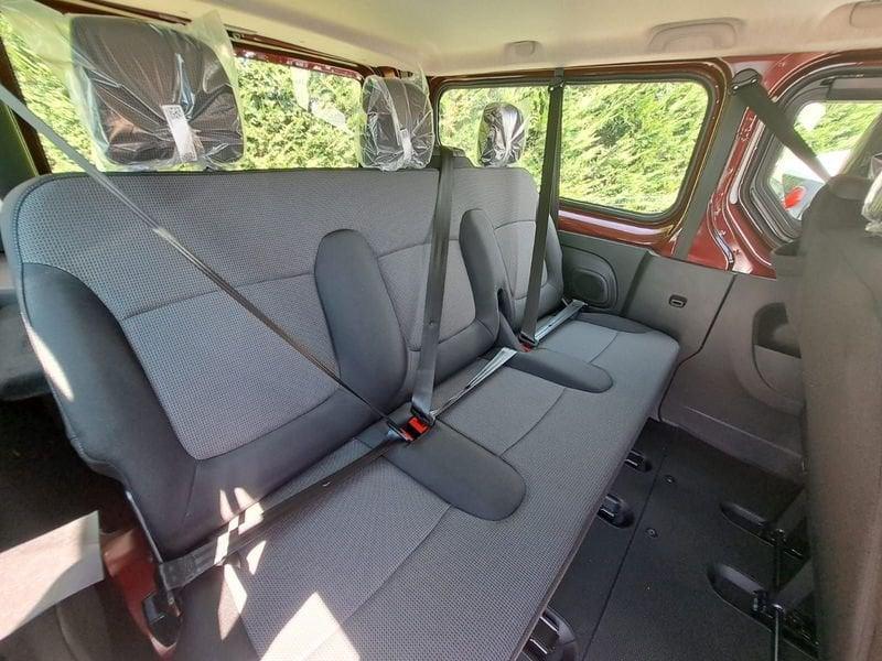 Renault Trafic passenger 2.0 Blue dci 150cv L1H1 Authentic
