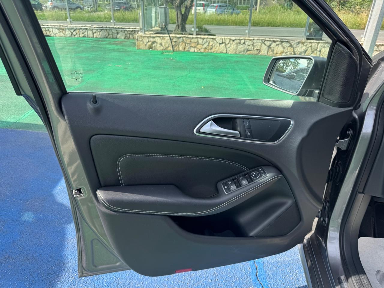Mercedes-benz B 200 d Automatic Premium