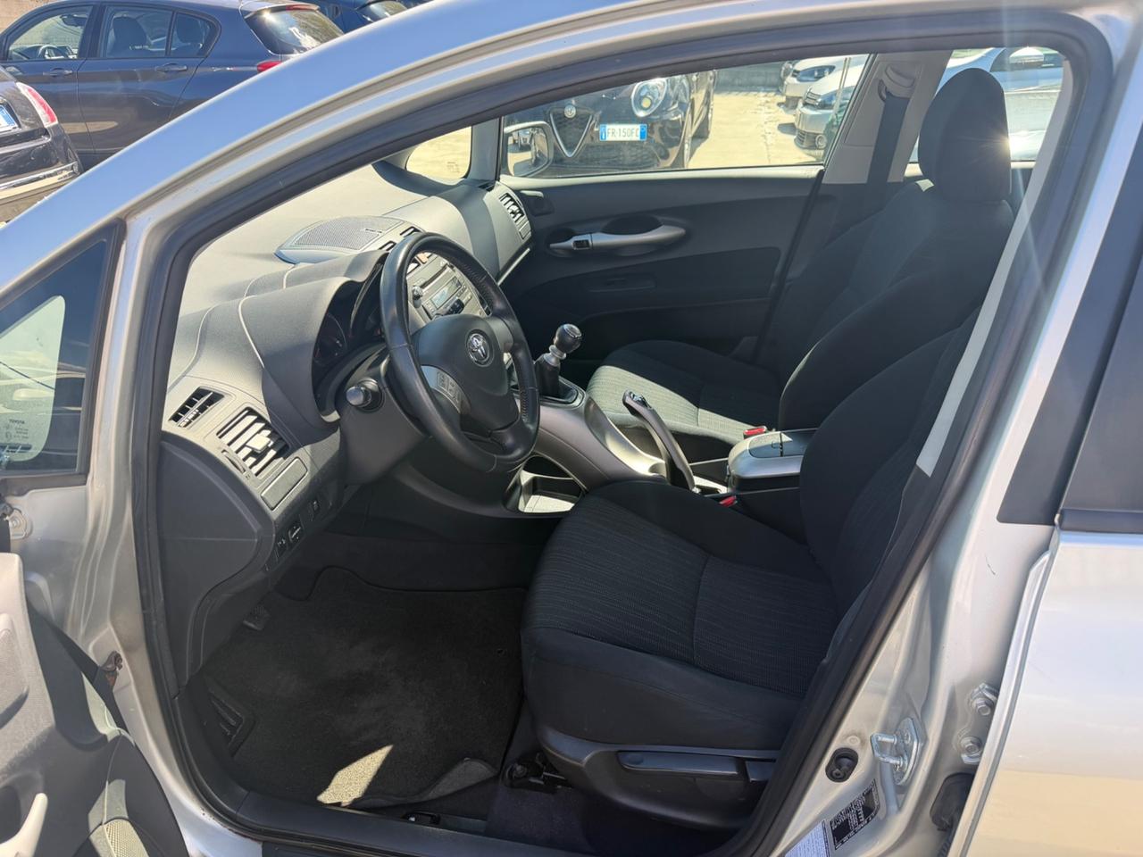 Toyota AURIS 2.0 D-4D Sol 126CV/138.000KM