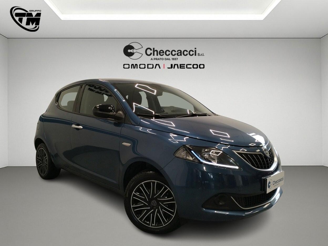 Lancia Ypsilon 1.0 firefly hybrid Gold Plus s
