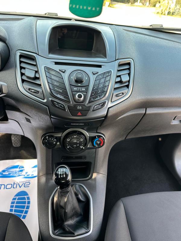 Ford Fiesta 5 Porte Fiesta 5p 1.4 Titanium Gpl 92cv
