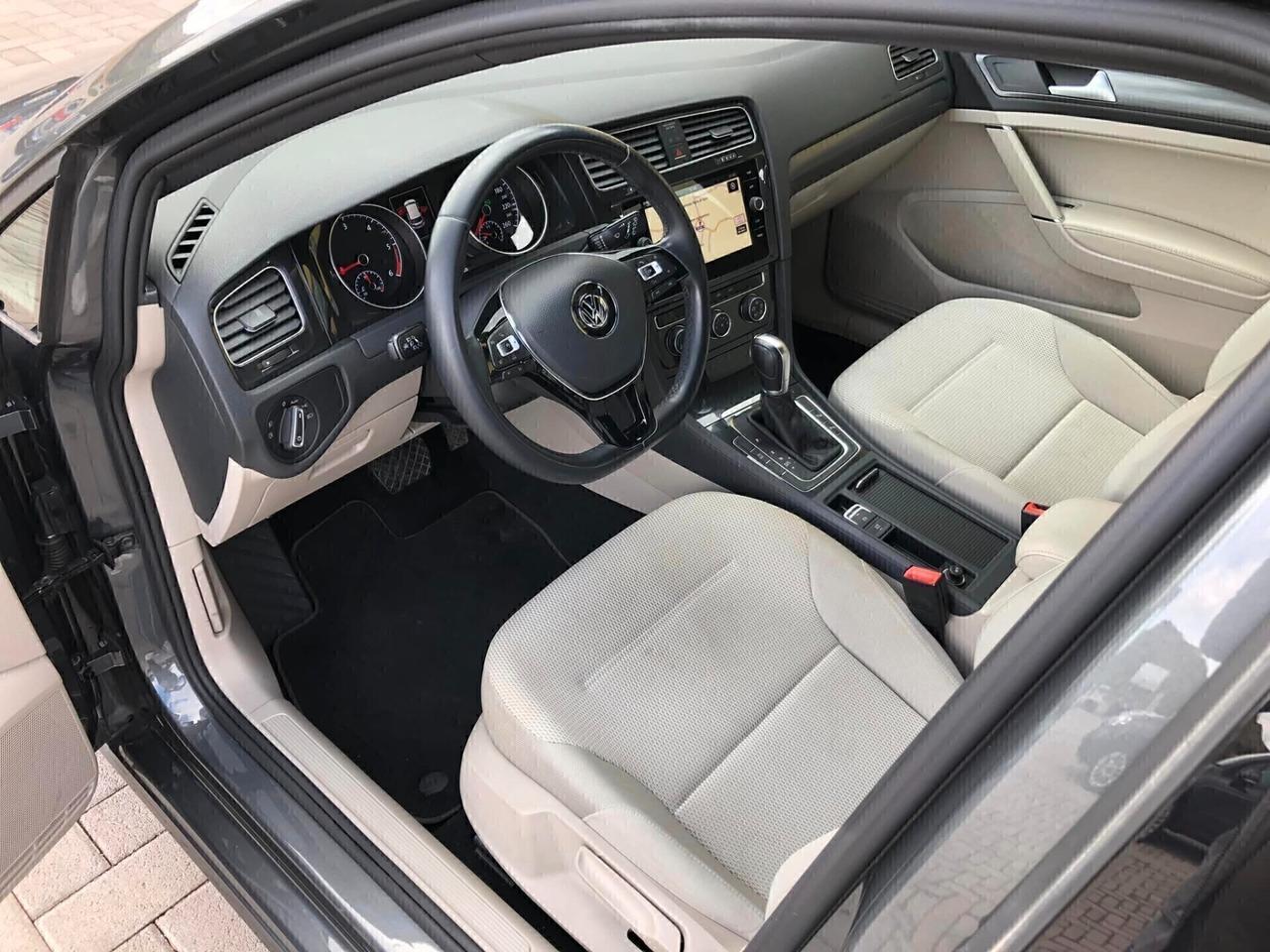 Volkswagen Golf 1.6 TDI 115CV DSG 2018 NAVI