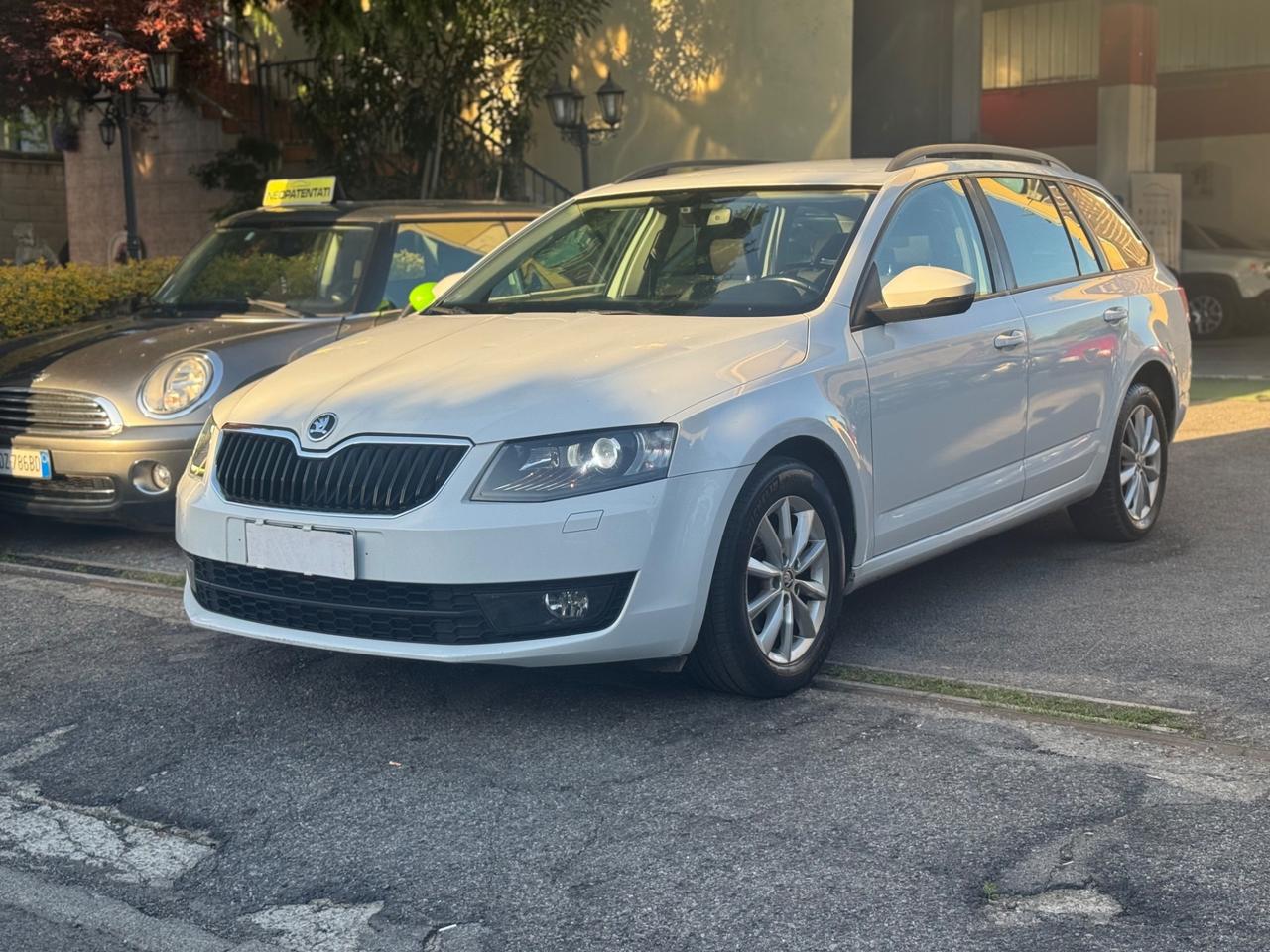 Skoda Octavia 1.6 TDI CR 115 CV DSG Executive
