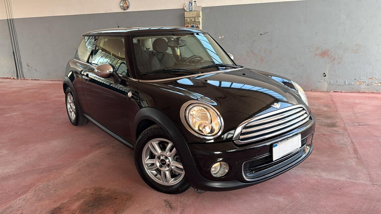 Mini 1.6 16V One (55kW)