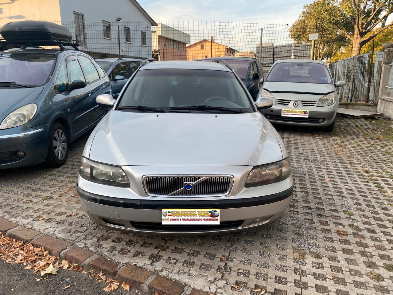 Volvo V70/XC70 V70 2.0i turbo 20V cat Benzina/Metano