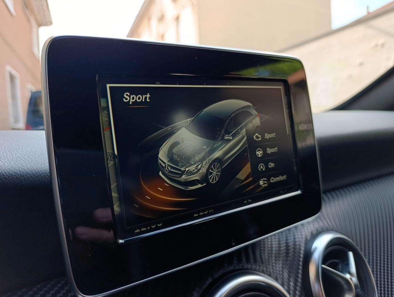 Mercedes-benz A 180 d Premium