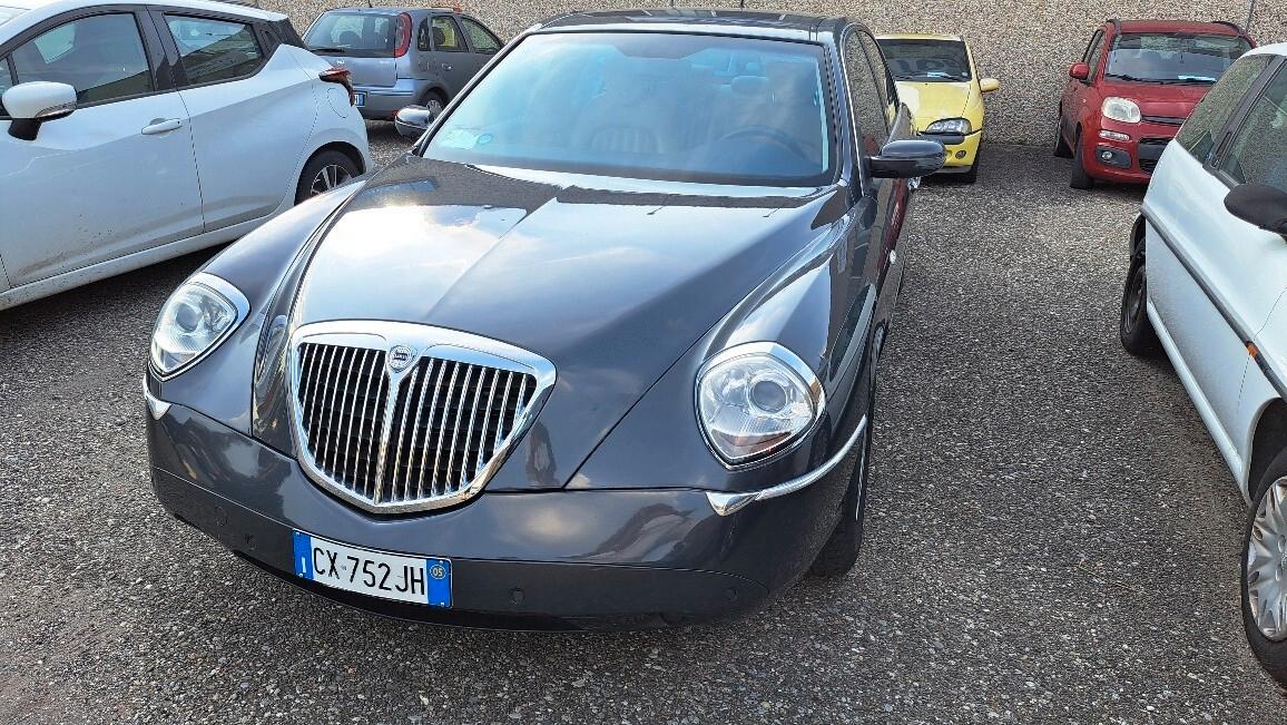 Lancia Thesis 2.4 JTD 20V Executive